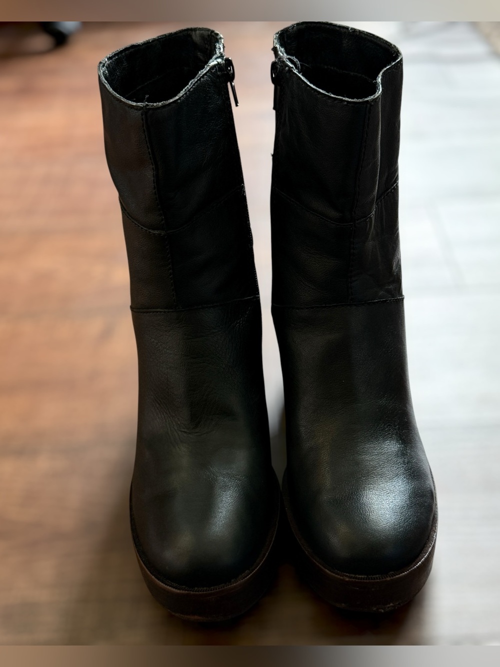 Lucky Brand Black Leather Platform Block Heel Ankle Boots - Picture 6 of 14